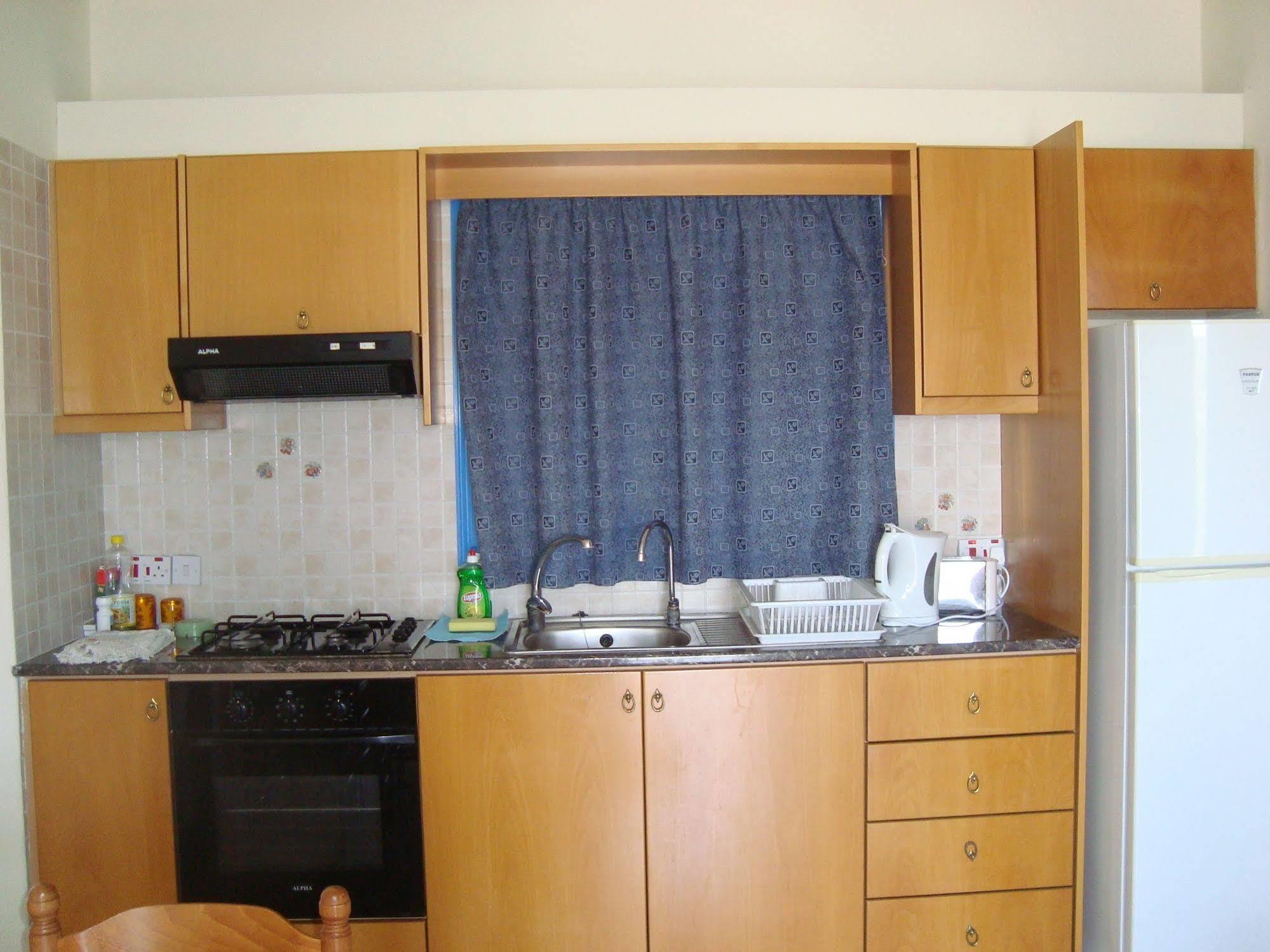 Socrates Apartments Polis Exterior photo